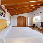 Villa Arenas